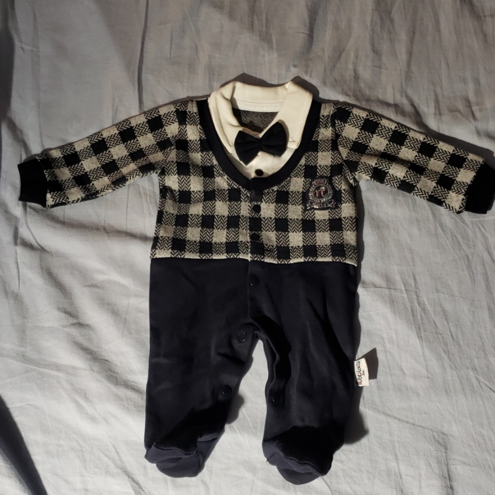 👌Baby boy onesie brand new